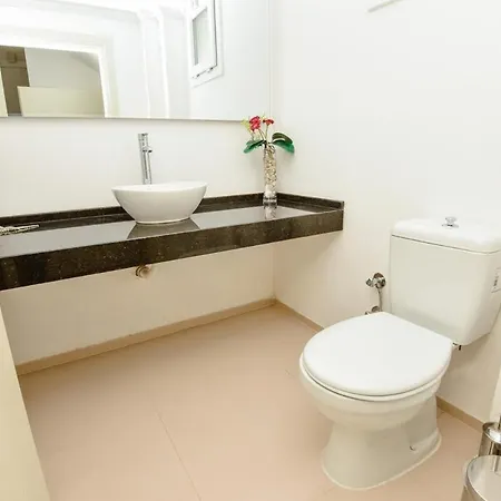 Ela, Royal Links,sarigerme *