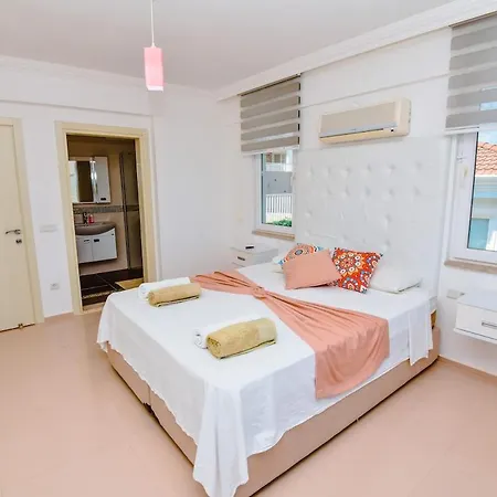Villa Ela, Royal Links,sarigerme *